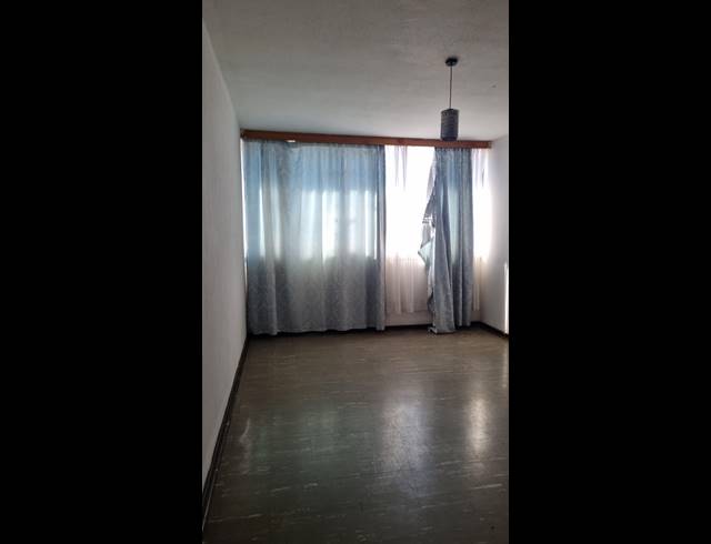 2 BEDROOM FLAT FOR SALE IN PIONEER PARK